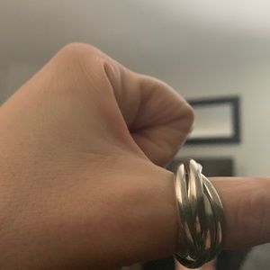 Handcrafted in Mexico five band rolling ring